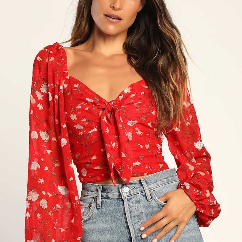 Lulu's Red Floral Tie-Front Puff Sleeve Blouse
